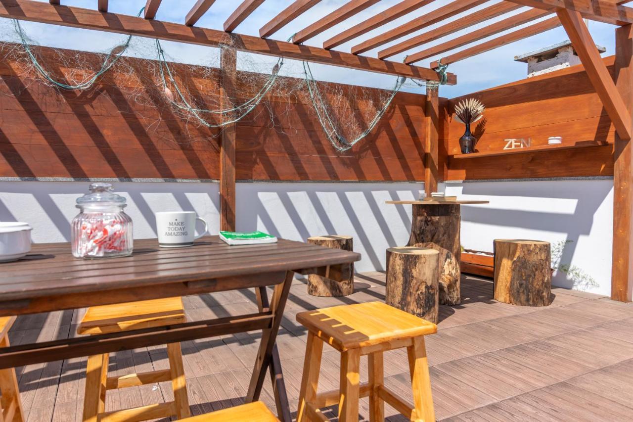 Beach & Sea Guesthouse エスピーニョ エクステリア 写真